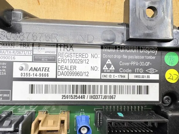 Renault Captur Navigationsskärm OEM 259152544R image 4