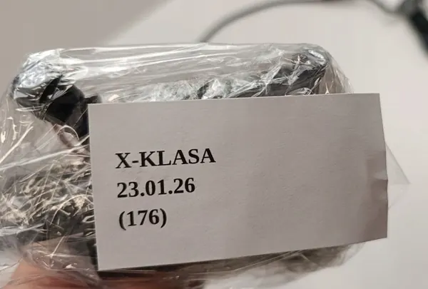 Mercedes X-Class X470 W470 OEM ruitenwisserspomp image 3