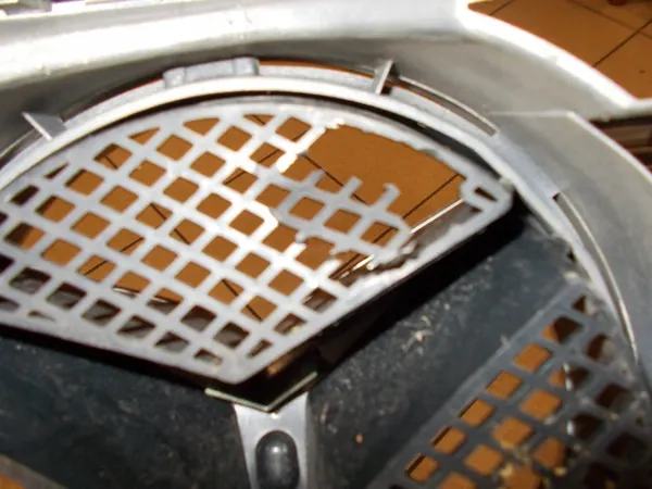 GRILL MERCEDES B-KL A1698800783 image 3