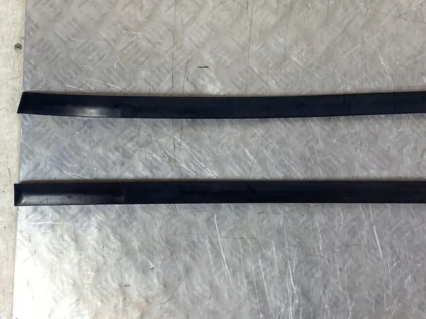 Mitsubishi OE dakrail OEM FOB52491 - Gebruikt image 3