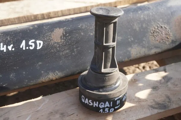 Nissan Qashqai II J11 Trave Posteriore 555014EA0A image 10