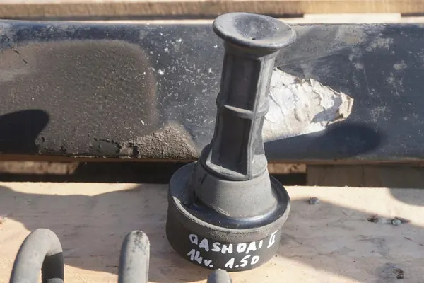 Nissan Qashqai II J11 Trave Posteriore 555014EA0A image 9