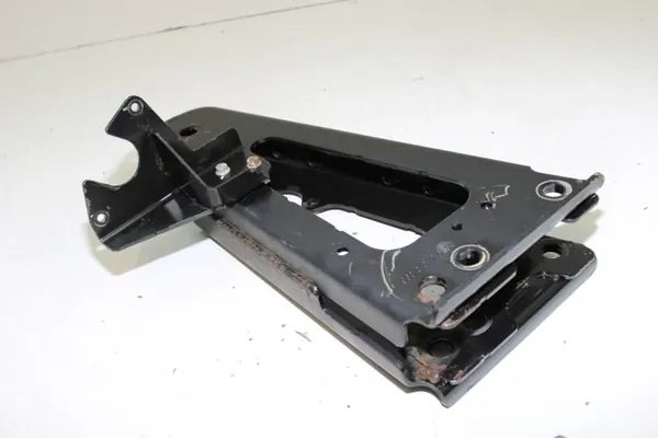 Suporte de cabine esquerdo OEM A9603101260 Mercedes Actros image 3