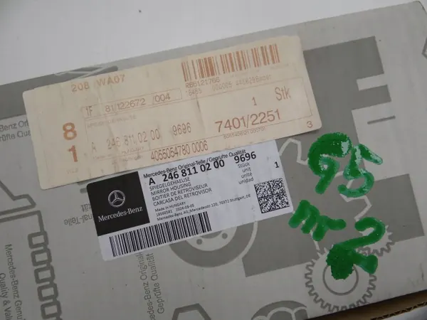 Carcasa Espejo Derecho Mercedes OEM A2468110200 image 6