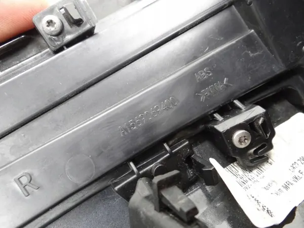 Carcasa Espejo Derecho Mercedes OEM A2468110200 image 7