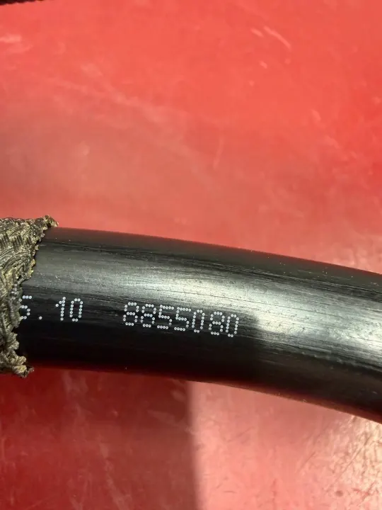Oljekylarrör OEM 8855080 image 3