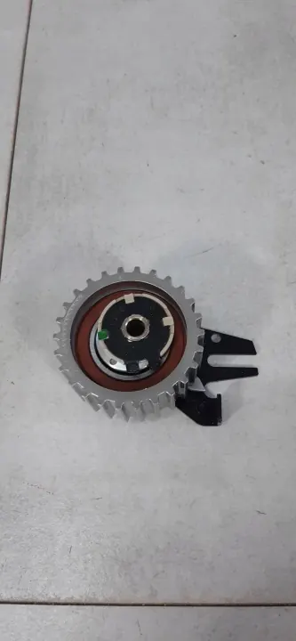 Suzuki SX4 S-Cross jakohihnan kiristin OEM 12810-79J81-000 image 3