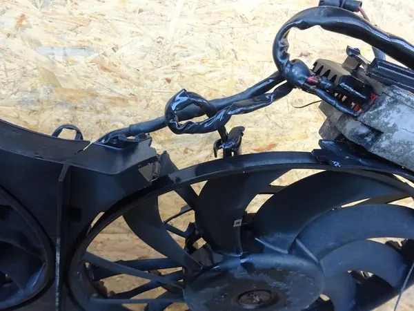 Kylarrubrikmodul AUDI A4 B7 2.0 Turbo image 2