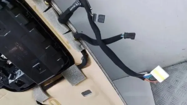 Techo interior Kia OE usado OEM 91805F1040 Sportage V image 3