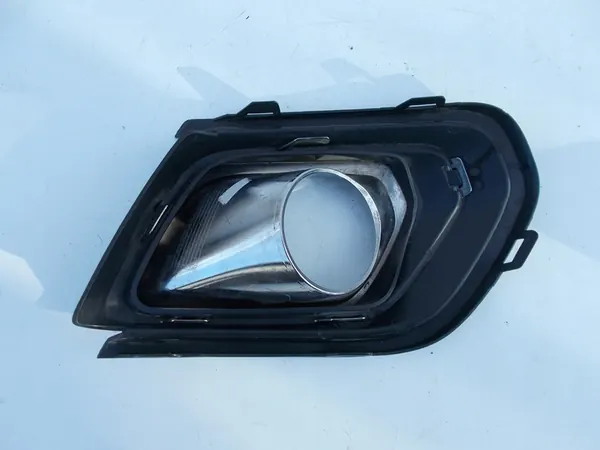 Grade Cromada Direita Dacia Sandero II Lift image 6