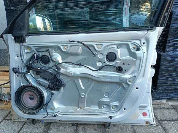 Porte avant droite OEM LB7Z pour VW Passat B5 95-00 image 6