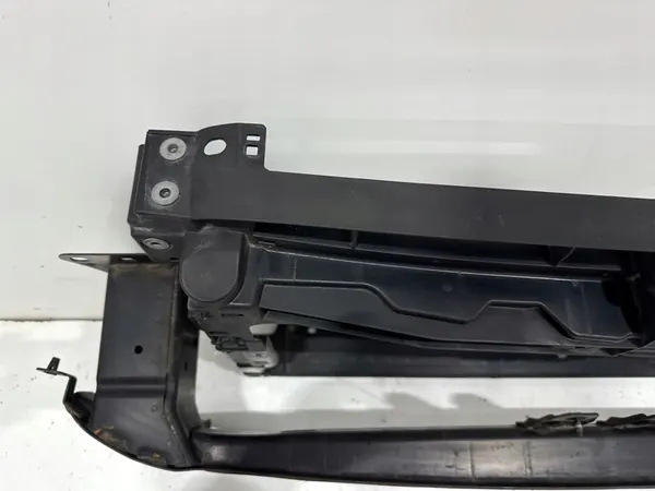 VOLKSWAGEN PASSAT B8 Reforço de Viga Frontal image 5