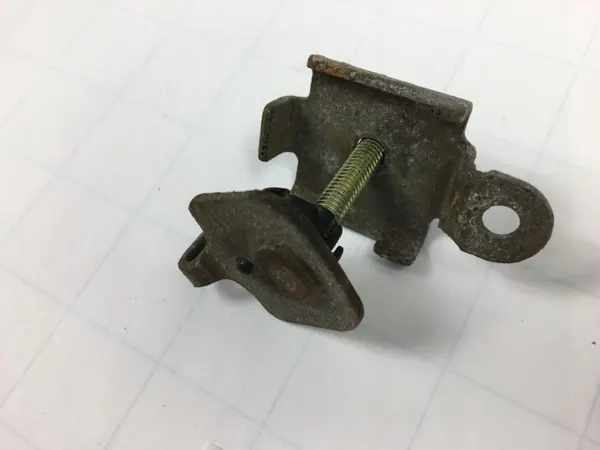 Anturin kiinnike OEM 1295401144 W124 Cabriolle image 6