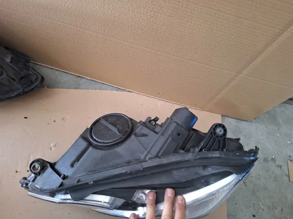 Linker Voorlicht Mercedes E-Klasse 212 09-12 A2128200161 image 2