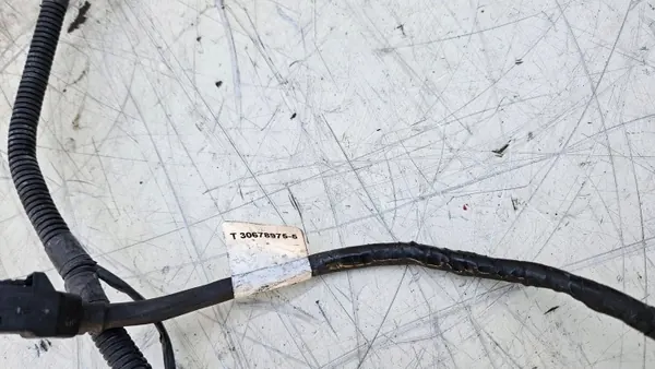 Harness sensores PDC delantero Volvo XC90 OEM 30730140 image 3
