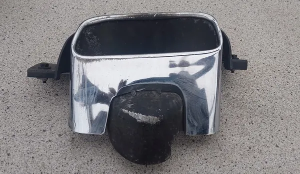 DODGE CHALLENGER 3.6 Ponteira de escape esquerda Cromada OEM CHALLGBFFSNR8 image 3