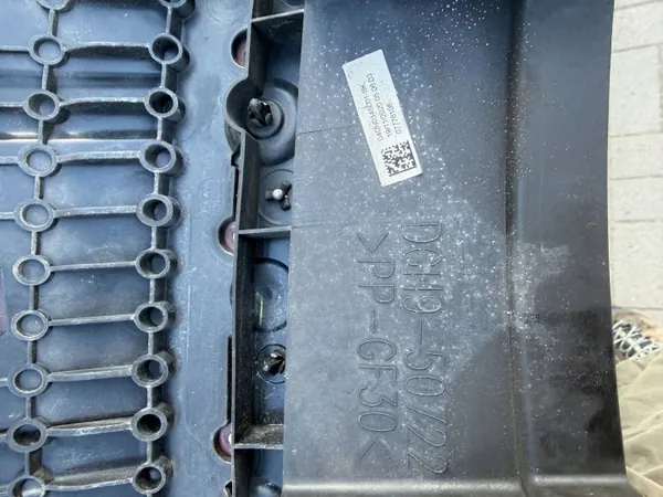 Cobertura de grade dianteira Mazda CX-30 OEM DFR550722 image 7