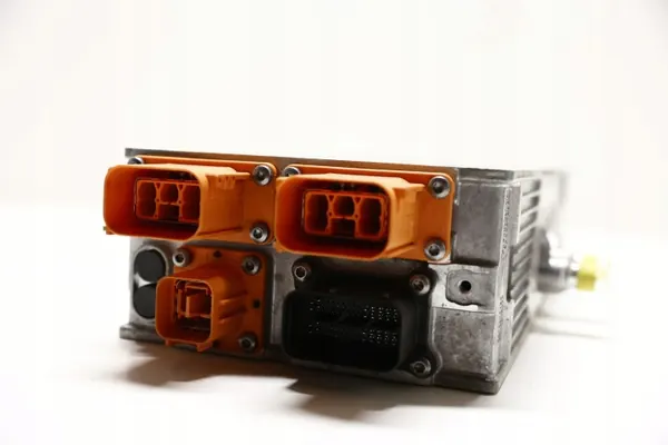 Porsche Taycan Batterieladegerät Konverter OEM 9J1515681AH image 4