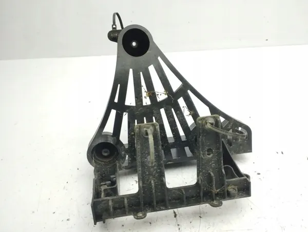Support compresseur climatisation Tesla OEM 167362700C image 2