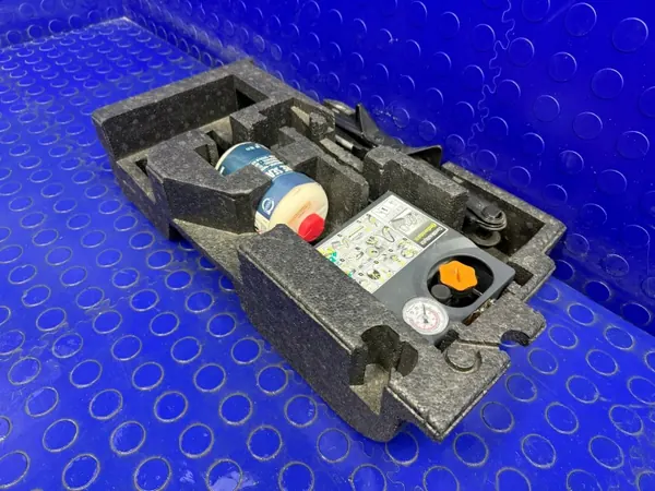 OEM 31317532 Korjaussarja Volvo V40 II tavaratilakompressorille image 4