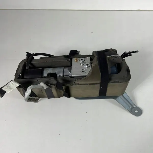 Audi TT Cabrio dakpomp OEM JPF-DAI1110913 image 2