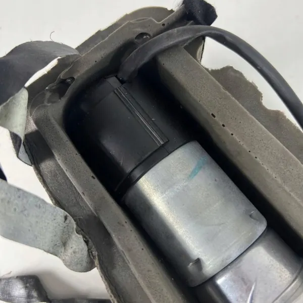 Audi TT Cabrio dakpomp OEM JPF-DAI1110913 image 8
