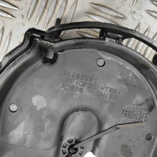 Volvo XC40 2020 Tampa de correia OEM 31465981 image 6