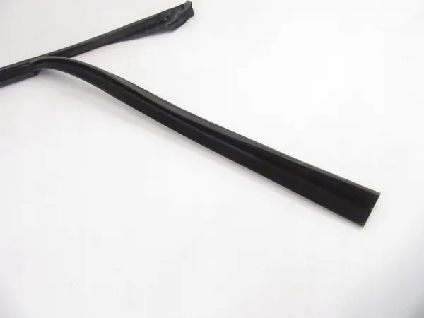 Fönsterledningspackning OEM 7289618 höger fram BMW X5 image 3