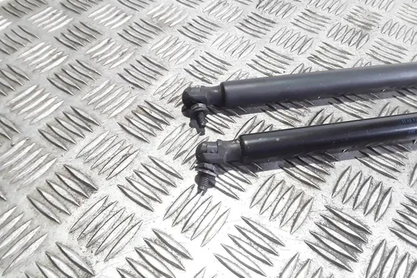 Atuador do porta-malas esquerdo VW GOLF VII 5G6827550C image 2