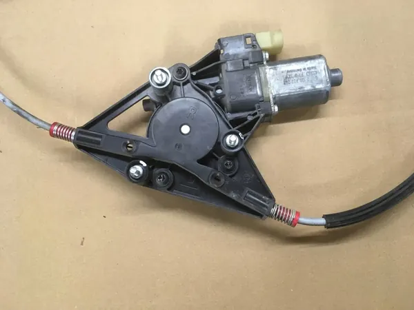 Mecanismo de elevação de vidro Iveco Daily OE 5801482026 image 2