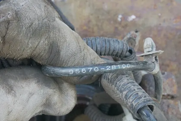 HYUNDAI SANTA FE II Mozzo Anteriore Sinistro 517152B050 image 4