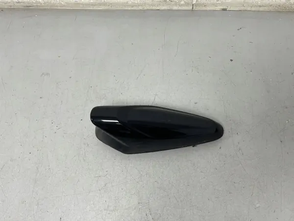 Dachantenne OEM 8B3035503A für Audi Q6 e-tron image 2