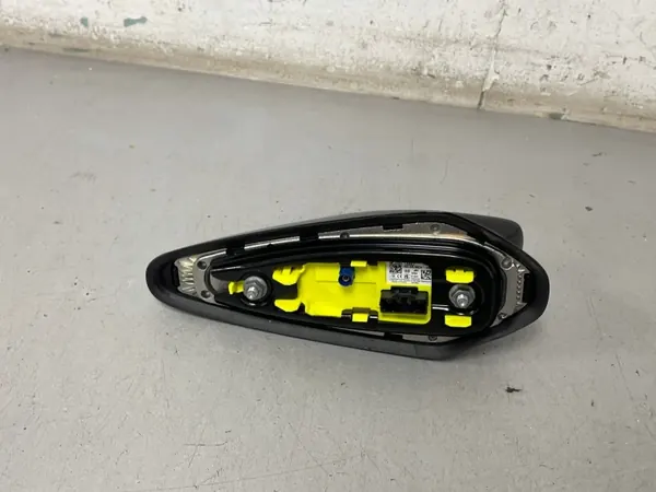 Dachantenne OEM 8B3035503A für Audi Q6 e-tron image 4