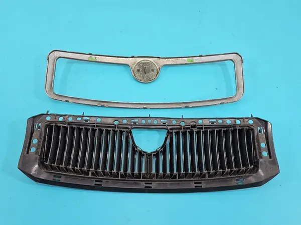 Grill Skoda Fabia I image 2