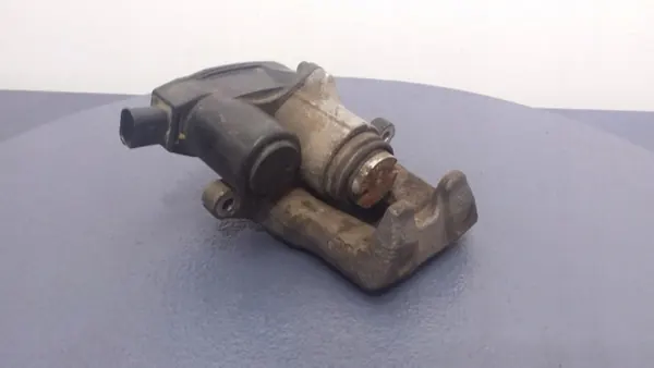 Pinza de freno trasera derecha OEM BC152009 Hyundai i40 image 3