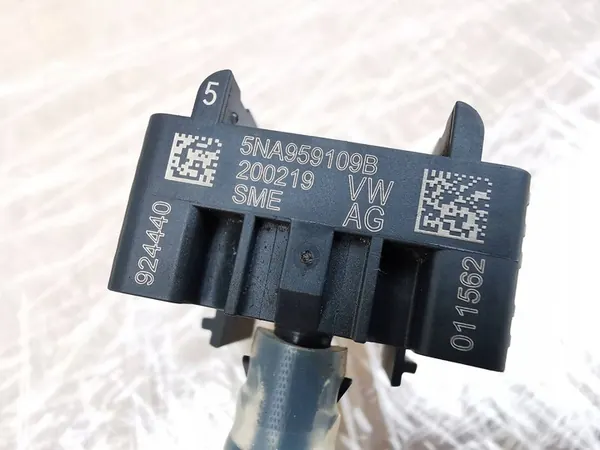 VW TIGUAN II 5NA 16- Sensor de impacto 5NA959109B image 4