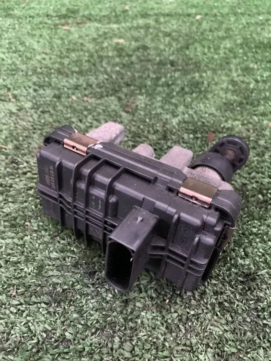 Turbokompressoraktor OEM 49335-19411 för BMW F10 2.0 image 2