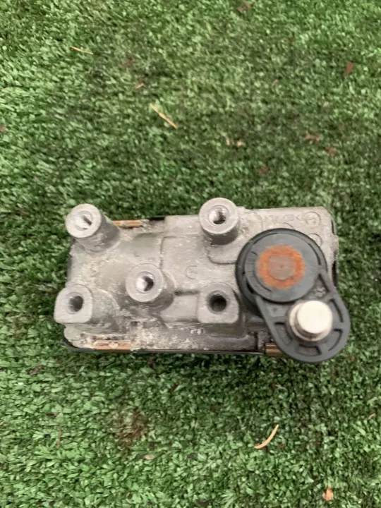 Turbokompressoraktor OEM 49335-19411 för BMW F10 2.0 image 4