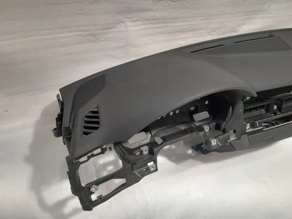 Audi A4 B9 Dashboardconsole OEM 8W1857001H Gebruikt image 3