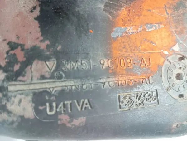 Réservoir AdBlue VOLVO V50 1.6L diesel 2009 3M519C103AJ image 8