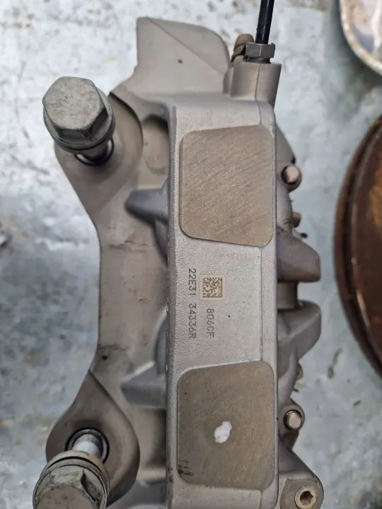 OEM 22E3134336R etujarrusatulat Audi Q5:lle image 10