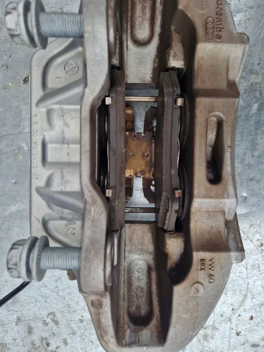 OEM 22E3134336R etujarrusatulat Audi Q5:lle image 3