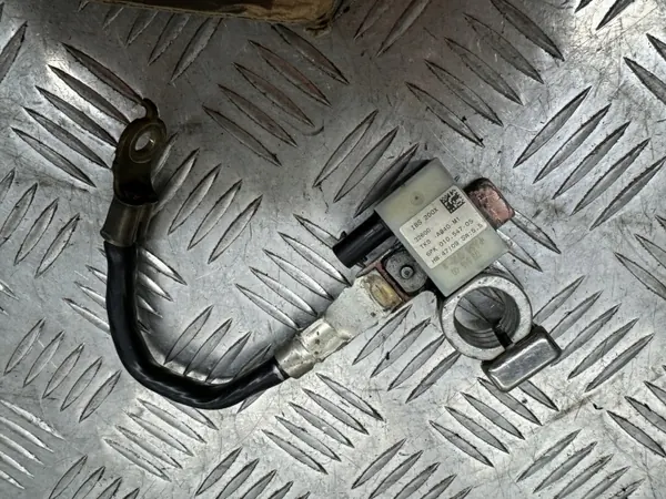 Honda OE Batteriekabelklemme OEM Odyssey 2014 image 2