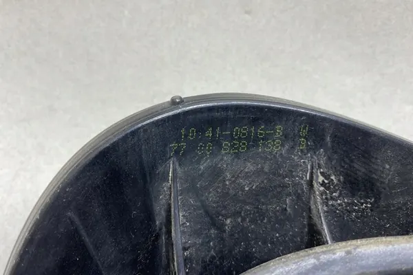 Luz trasera derecha RENAULT MEGANE I 7700828138 image 3