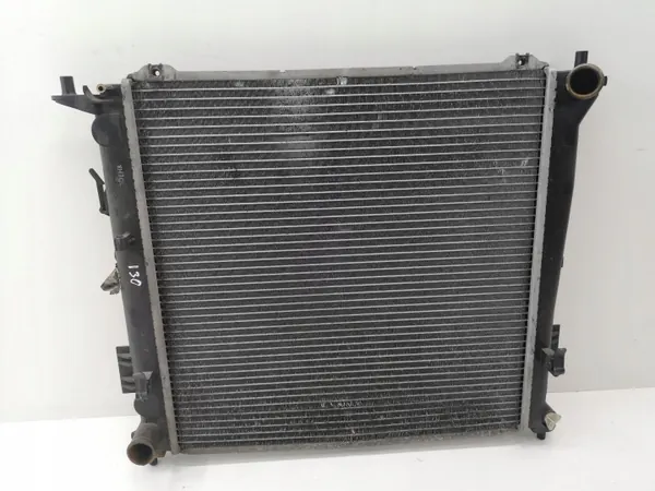 Radiateur d'eau Hyundai i30 2010 OEM AMD47454 image 2