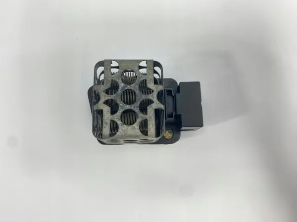 Resistencia ventilador OEM REZYSTOR/SDV10389 Mercedes image 2
