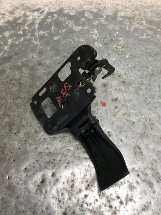 Fecho do Capô Audi Q5 OEM 8R0823480A - Usado image 3