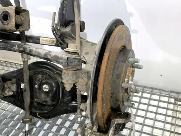 Poutre arrière OEM LORK-381-143334 pour Kia Ceed Crossover image 4