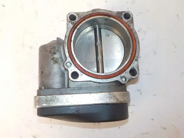 BMW Kaasutinventtiili OEM 1439580 N46B20 Moottorille image 5