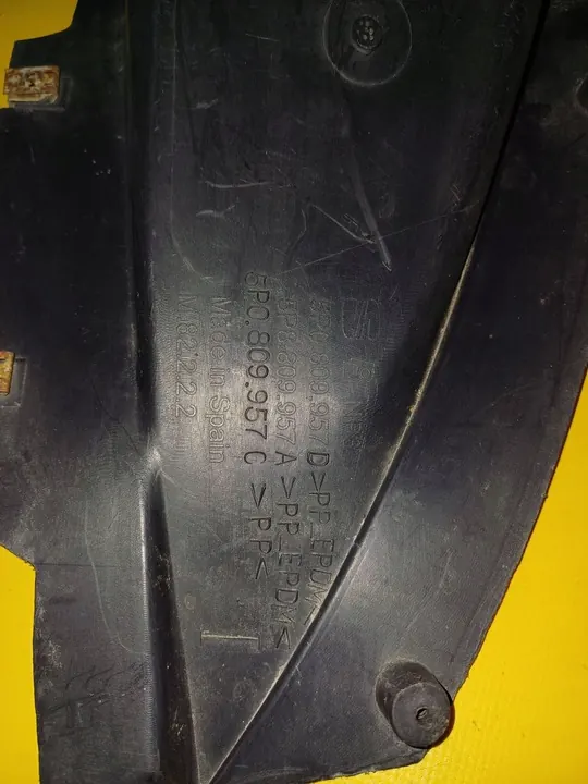 Vasen Etu Lokasuoja SEAT Altea Toledo 04-15 5P0809957D image 4